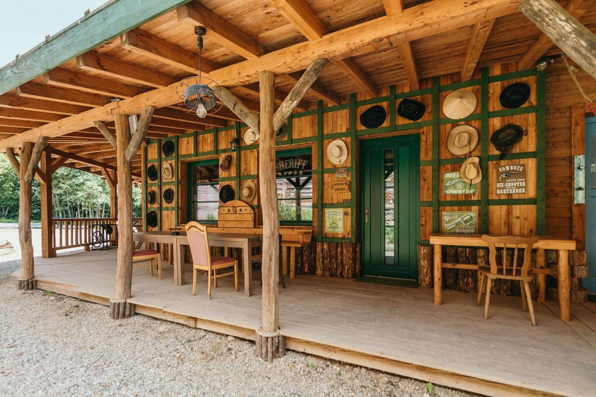Ranch 13 - Western A Kone Nemšová 部屋 写真